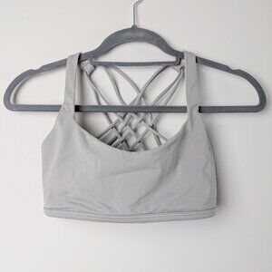 Lululemon Sports bra Size 8 SAME DAY SHIPPING!